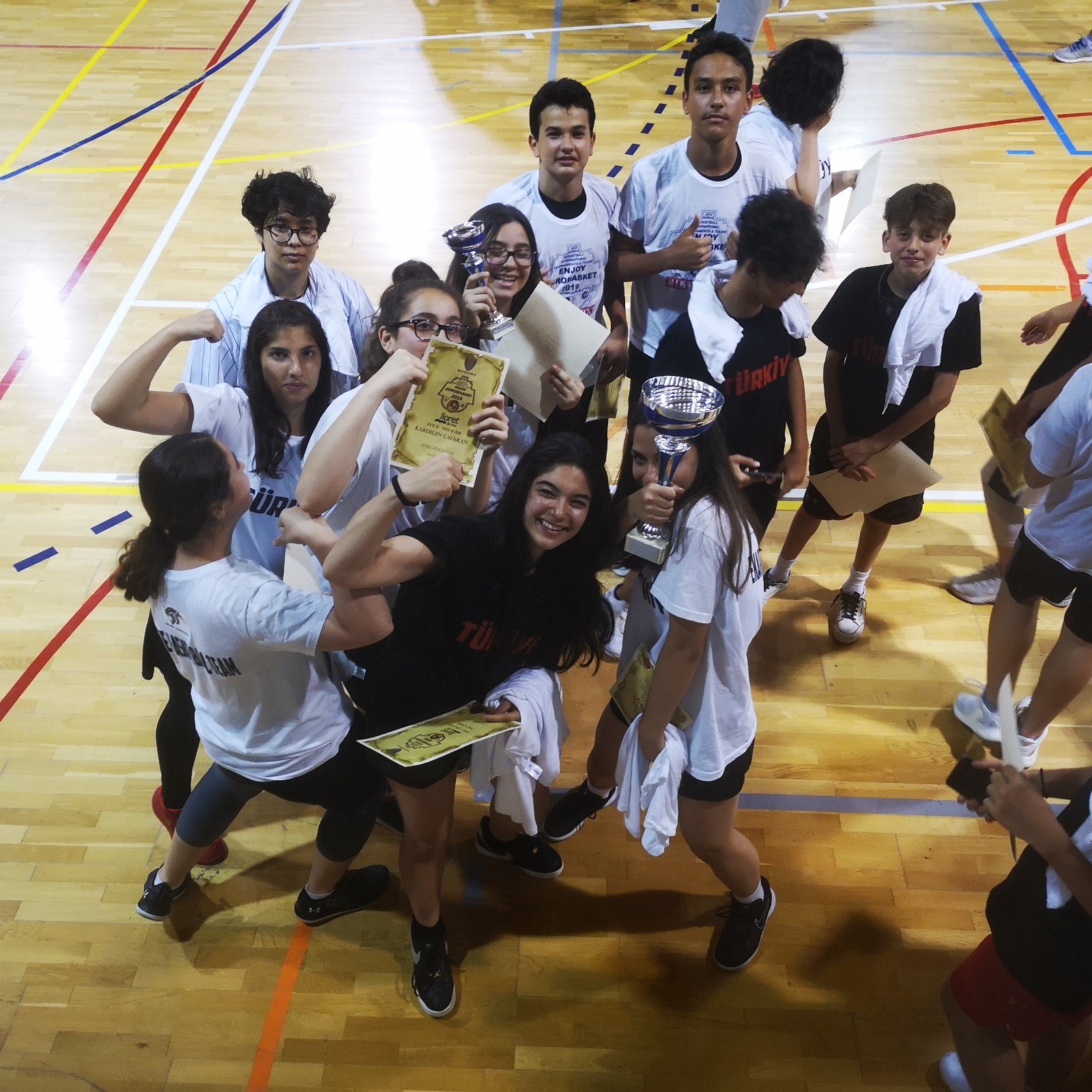 Ekare sporcuları, maç ve kamp anıları 20